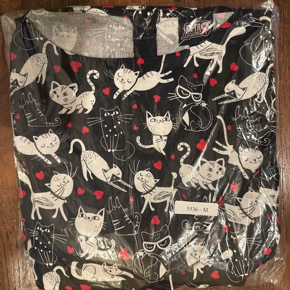 Cats and Hearts Midi Dress - Picture 4 of 7